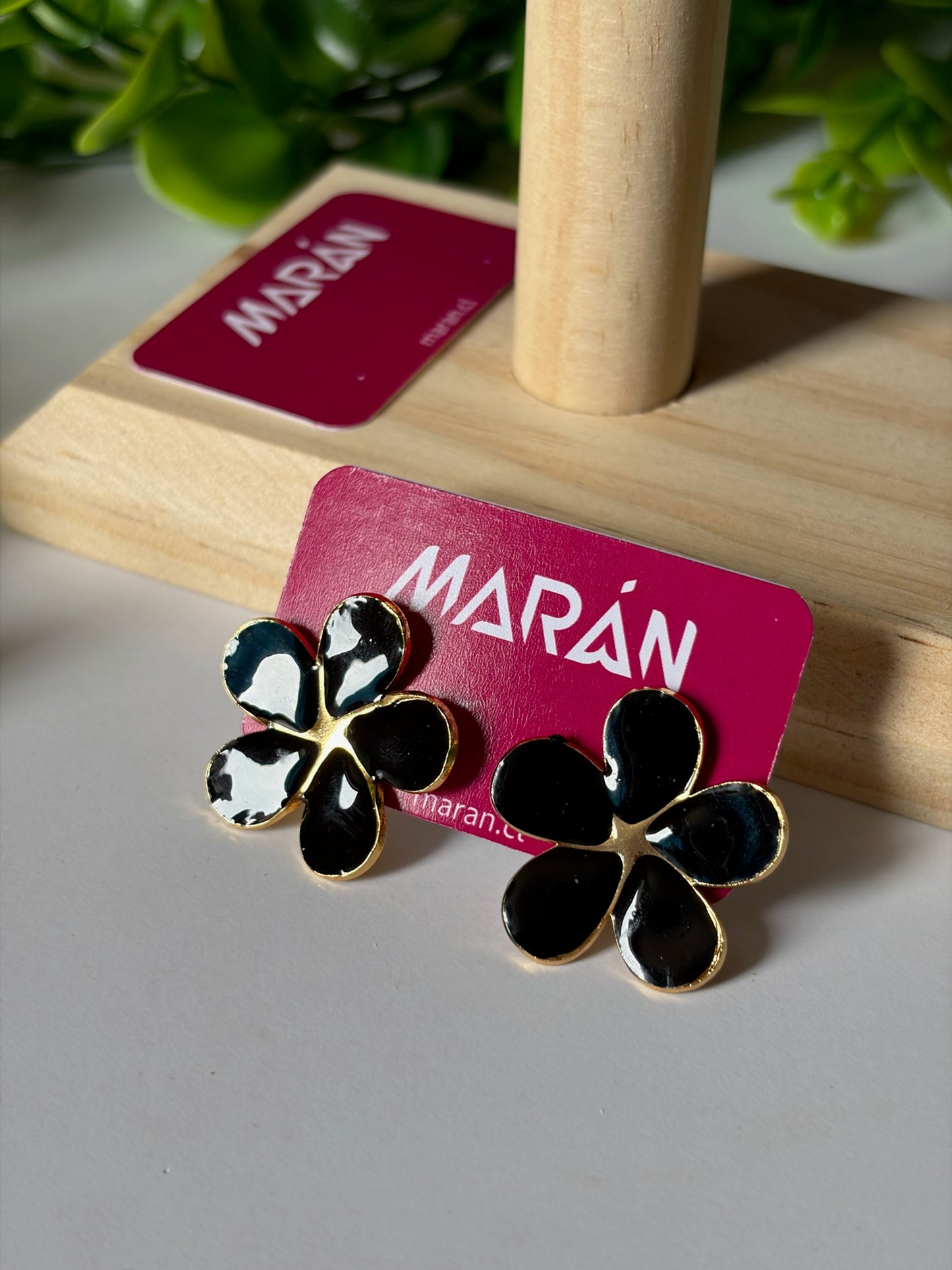 Aros flores negros