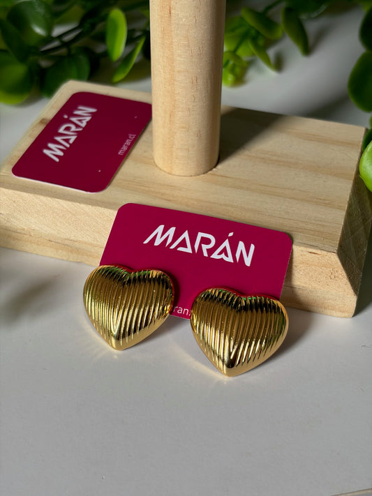 Aros corazón dorados2