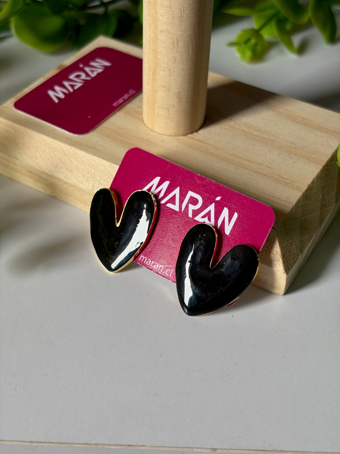 Aros corazón negro