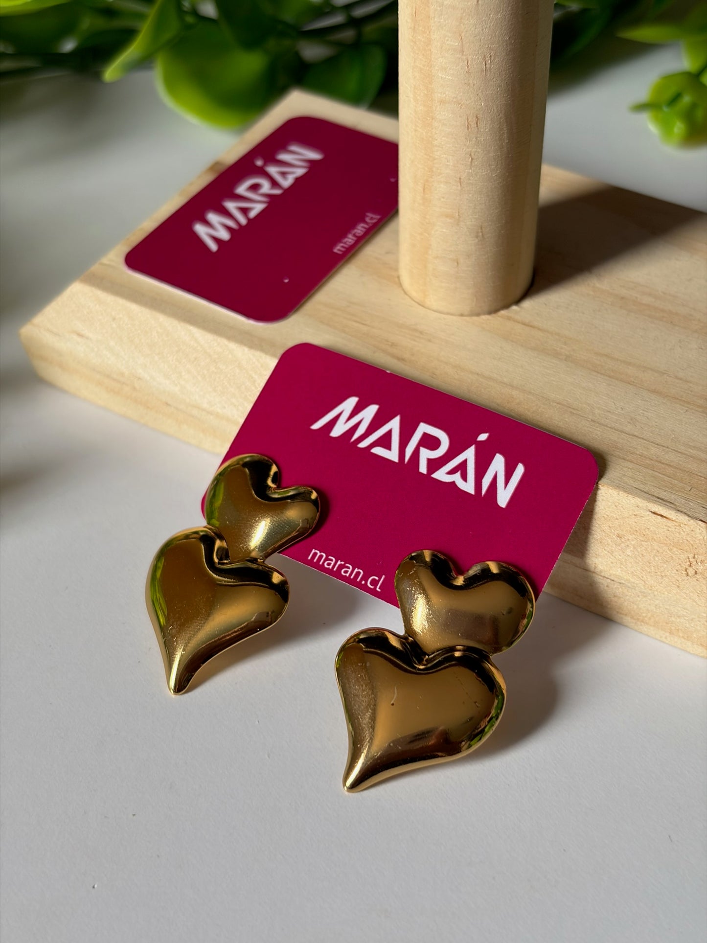 Aros corazón dorados3