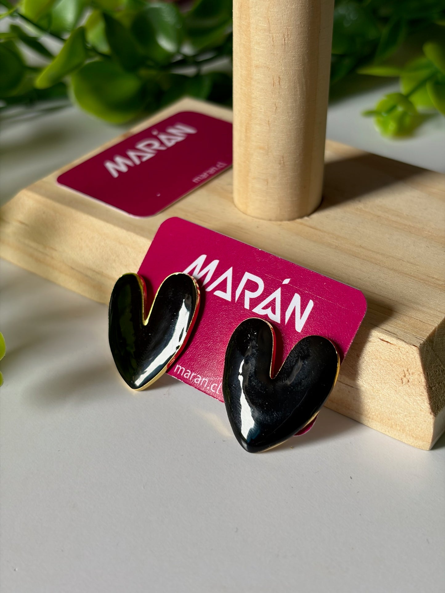 Aros corazón negro