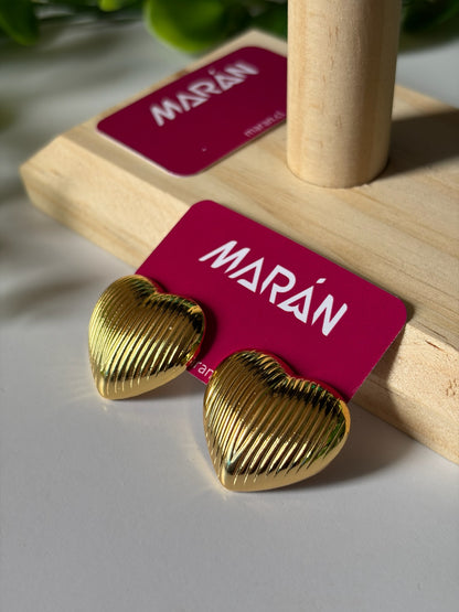 Aros corazón dorados2